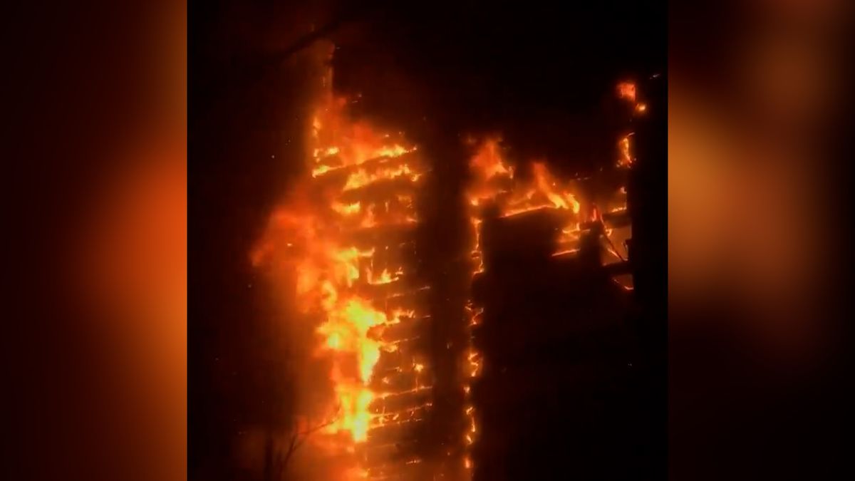 Nemocnice v Teheránu v plamenech